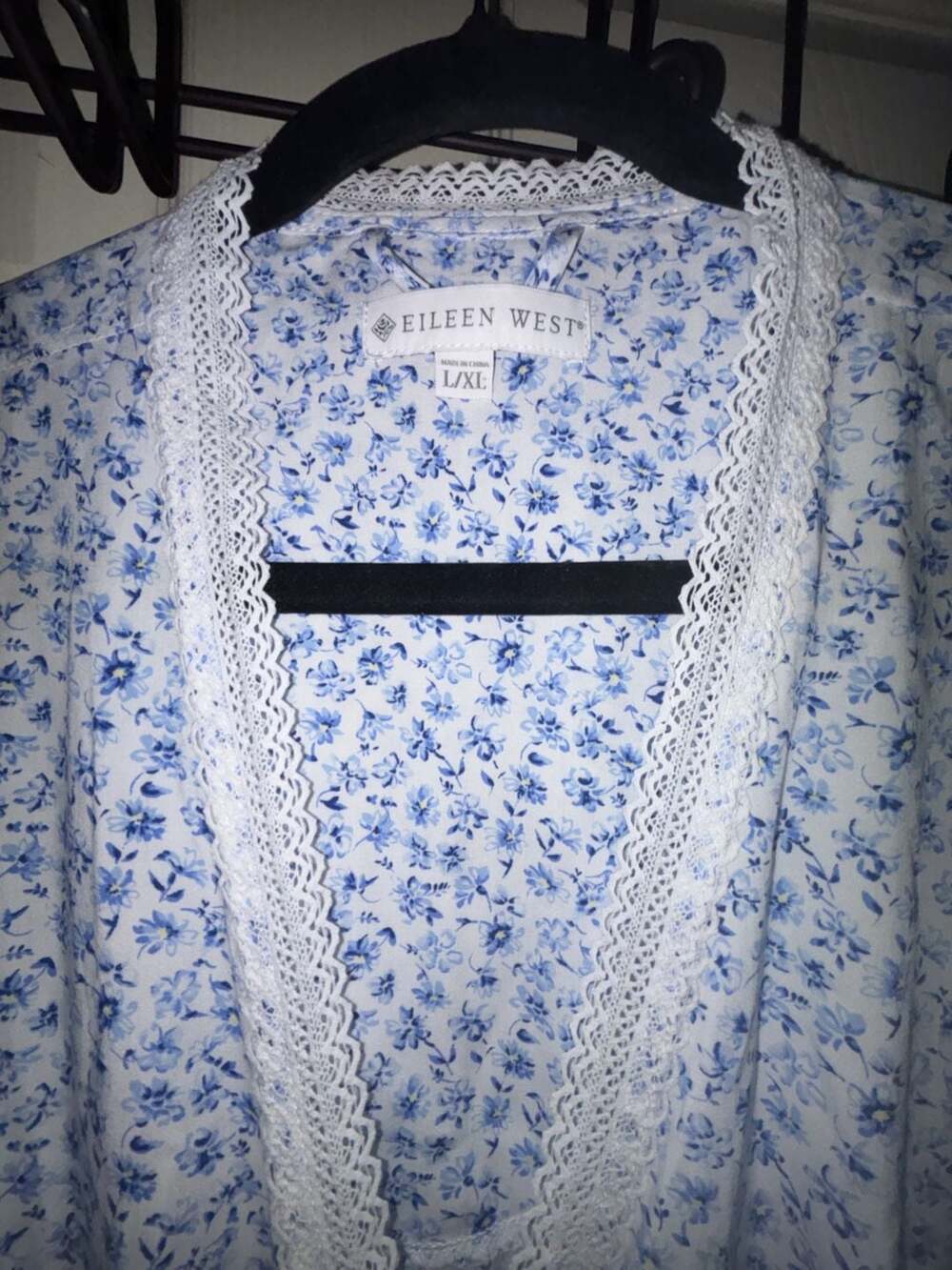 Eileen West Blue Floral Lace Trimmed Robe L/XL